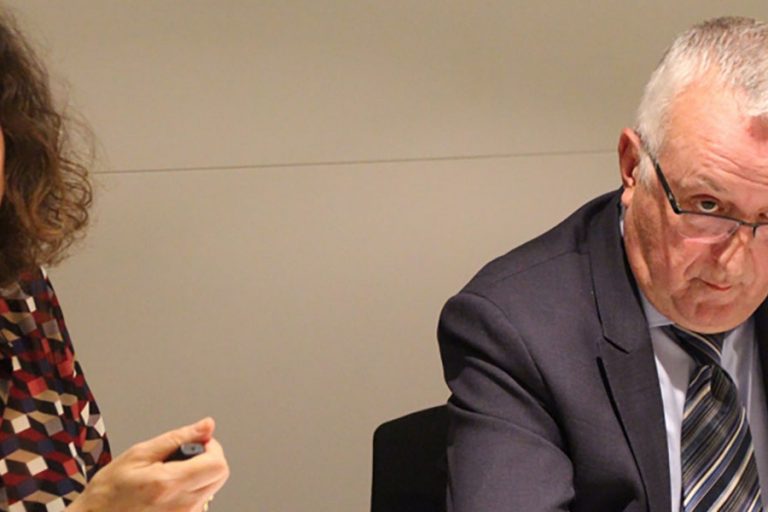 La directora de la Cambra de Comerç, Pilar Escaler, i el president de l'entitat, Miquel Armengol. (Foto- Arxiu ANA) CEA